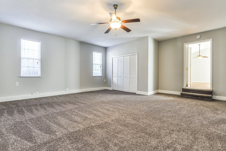 Building Photo - 77 Smiths Creek Dr