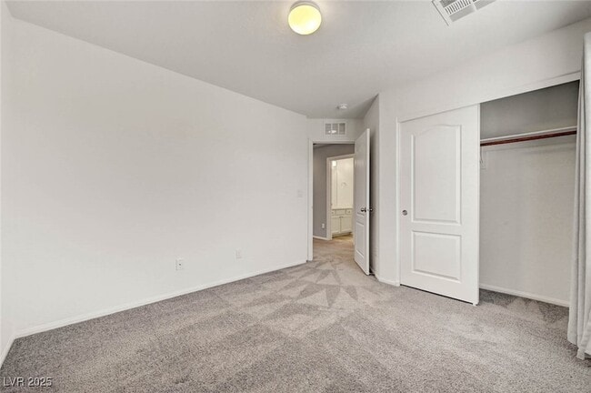 Building Photo - 864 Royal Amethyst Way