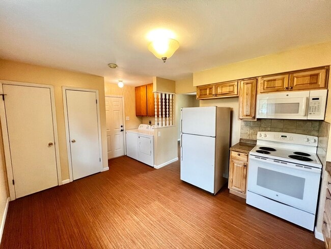 Building Photo - Adorable 3 bed 1 bath home in Fort Collins!