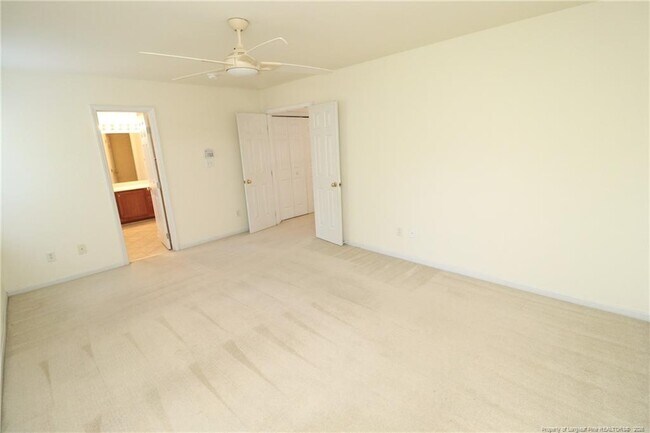 Building Photo - 10448 Neland St