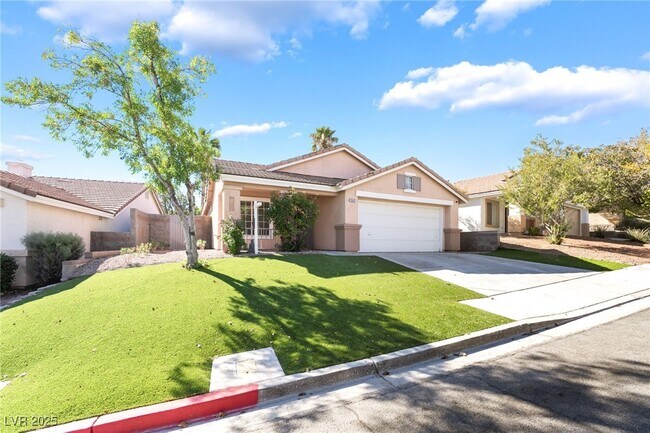 Building Photo - 1512 Iron Springs Dr