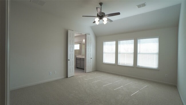 Building Photo - 6104 Vester Trl