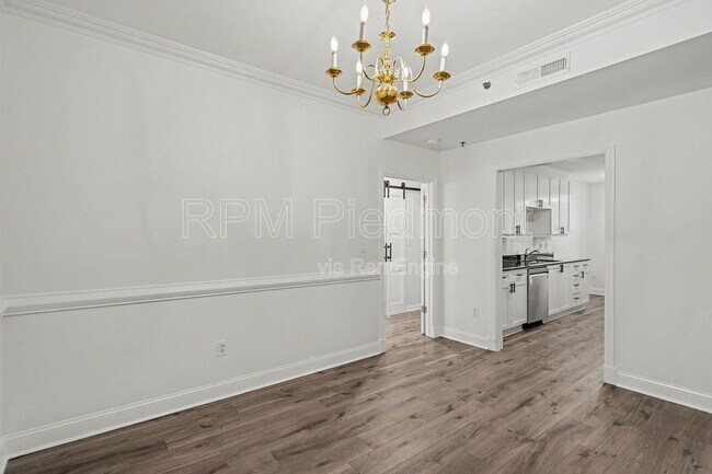 Building Photo - 1735 Peachtree St NW