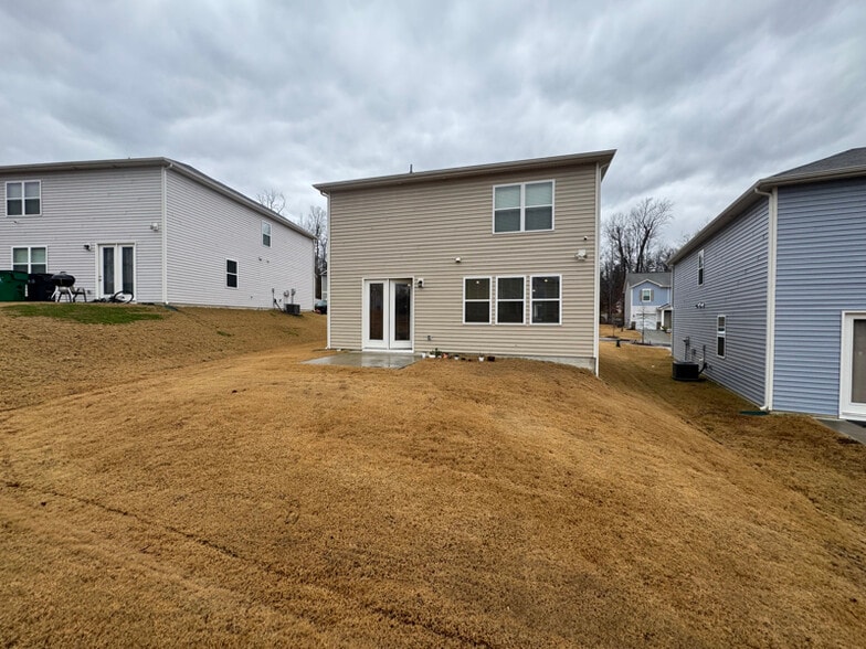 Building Photo - 4817 Raspberry Knoll Dr