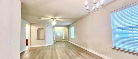 Building Photo - 11905 Aitne Ln