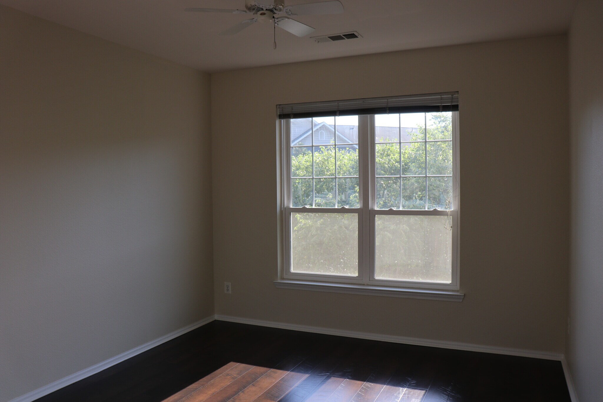 Bedroom #1 - 1570 Spring Gate Dr
