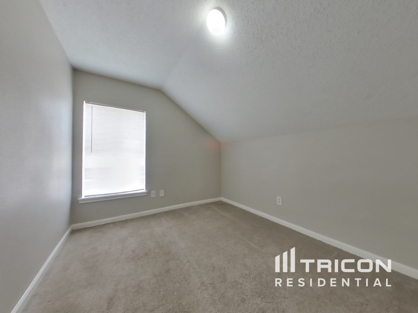 Building Photo - 3146 Kelling St