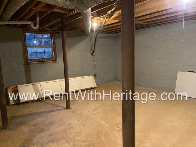 Building Photo - Charming Newly Renovated 3bd/ 2ba/ Gorgeou...