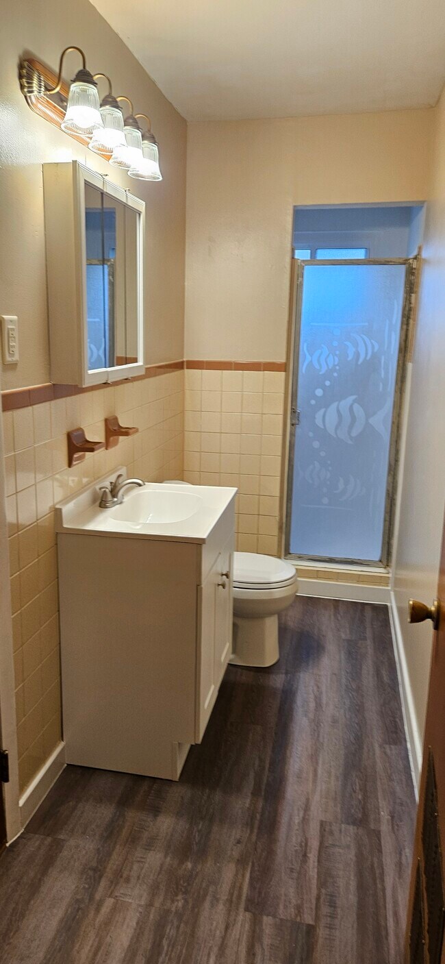 Building Photo - 2085 Bellefontaine Ave