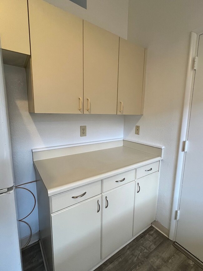 Building Photo - 4/2 SF Home in Royal Kunia!