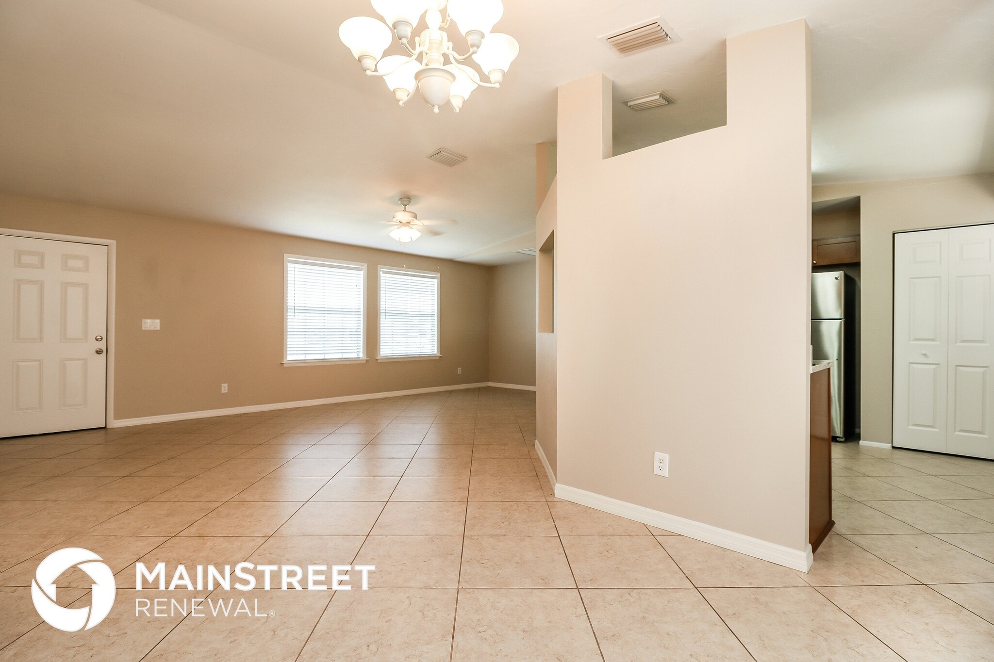 Building Photo - 721 NW Douglas Cir