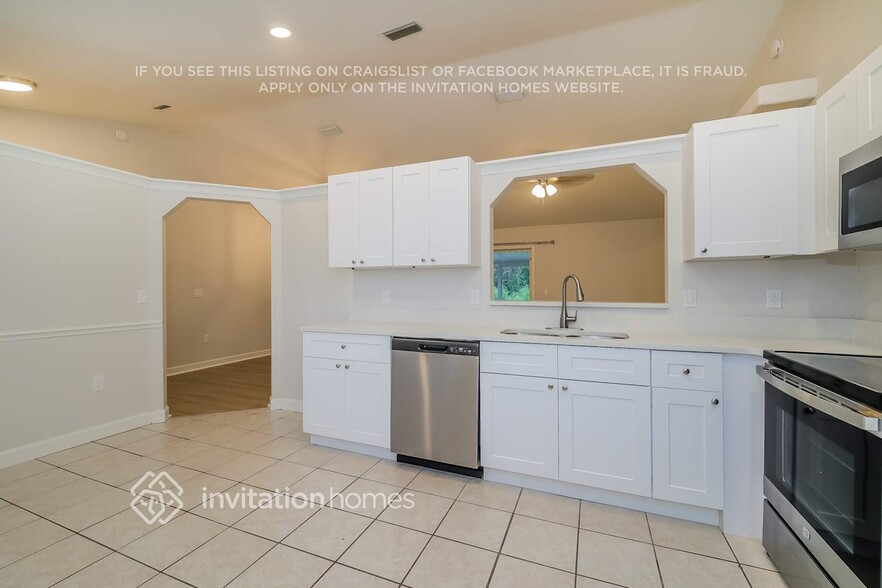 Building Photo - 4231 Sasha Trail