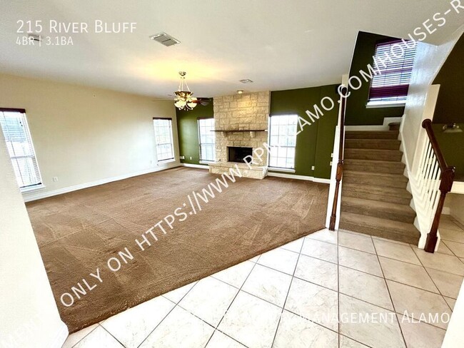 Building Photo - AVAILABLE NOW! 2-Story 4 Bedroom / 3.5 Bat...