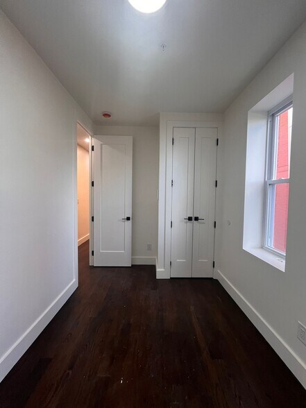 Building Photo - 276 Hoboken Ave