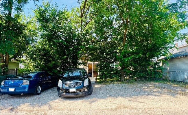 Building Photo - 532 Highland Ave