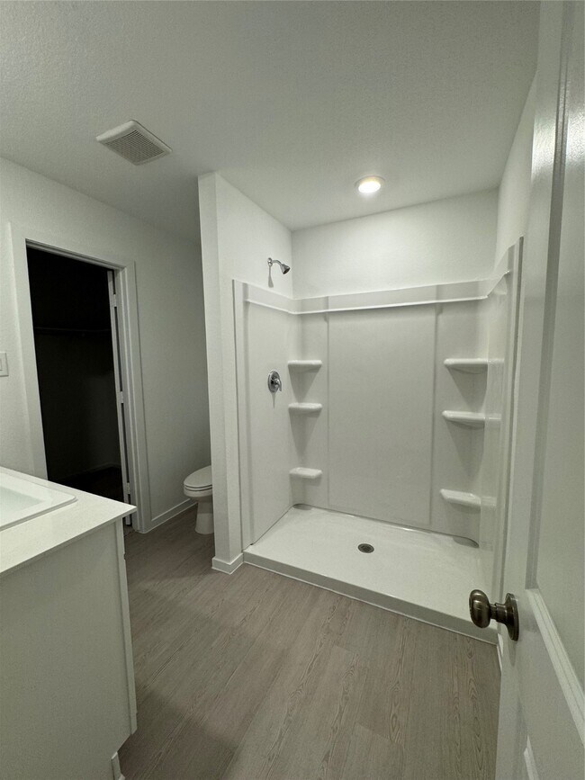 Building Photo - 28734 Bottom Grass Trl