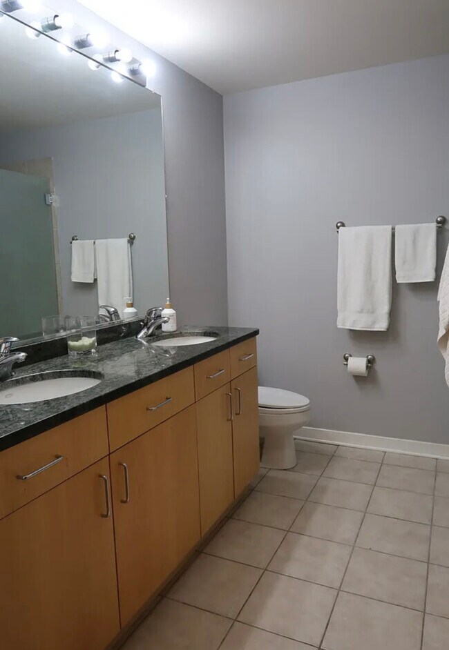 Building Photo - 1910 S State St