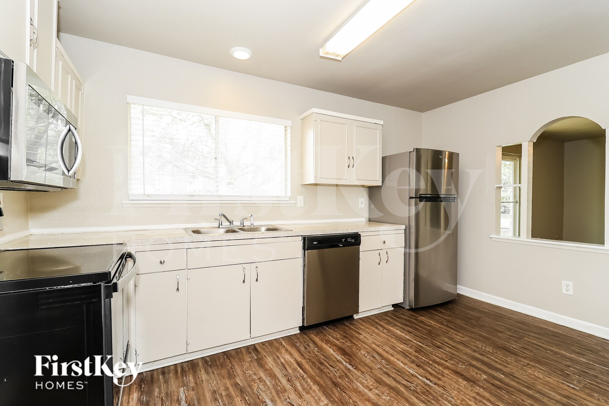 Building Photo - 2918 Rayswood Dr