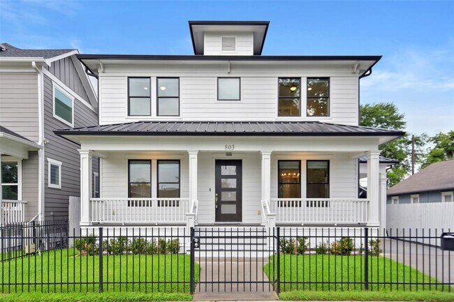 Primary Photo - 803 Archer St