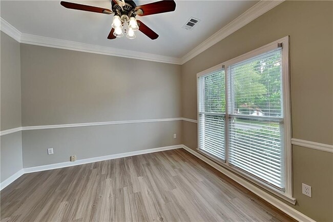 Building Photo - 3174 Vickery Dr NE