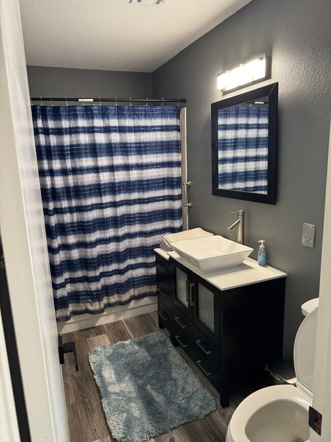 Building Photo - 163 Coventry Dr