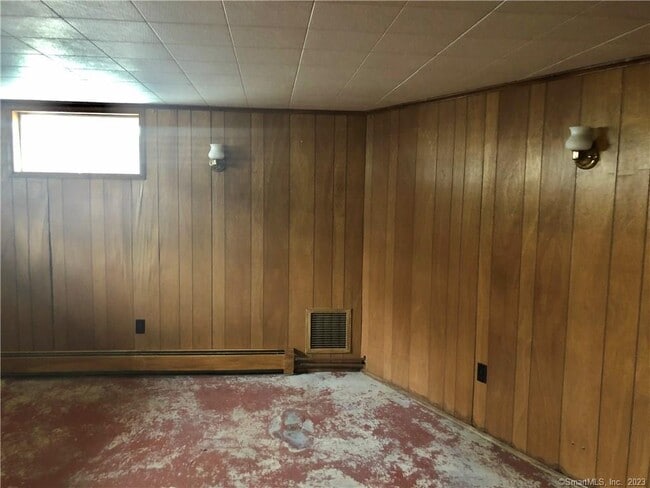 Building Photo - 203 Ballard Dr
