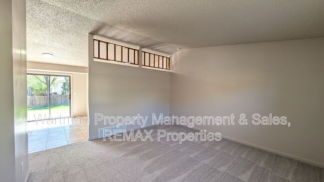 Building Photo - 5480 Mule Deer Dr