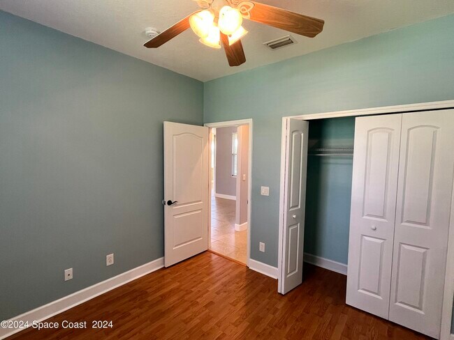 Building Photo - 1874 Bermuda Ct