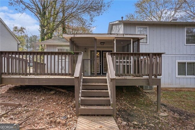 Building Photo - 676 Tarkington Rd S