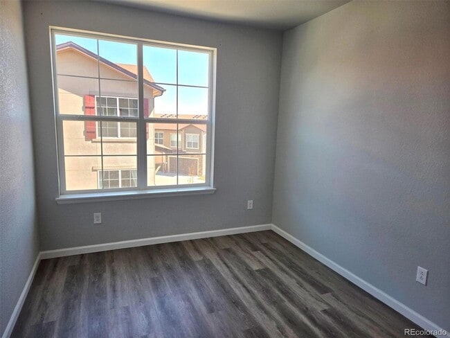 Building Photo - 2220 Santini Trl