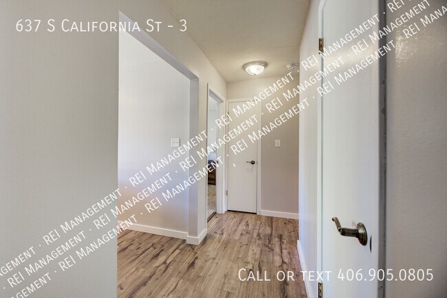 Building Photo - 637 S California St