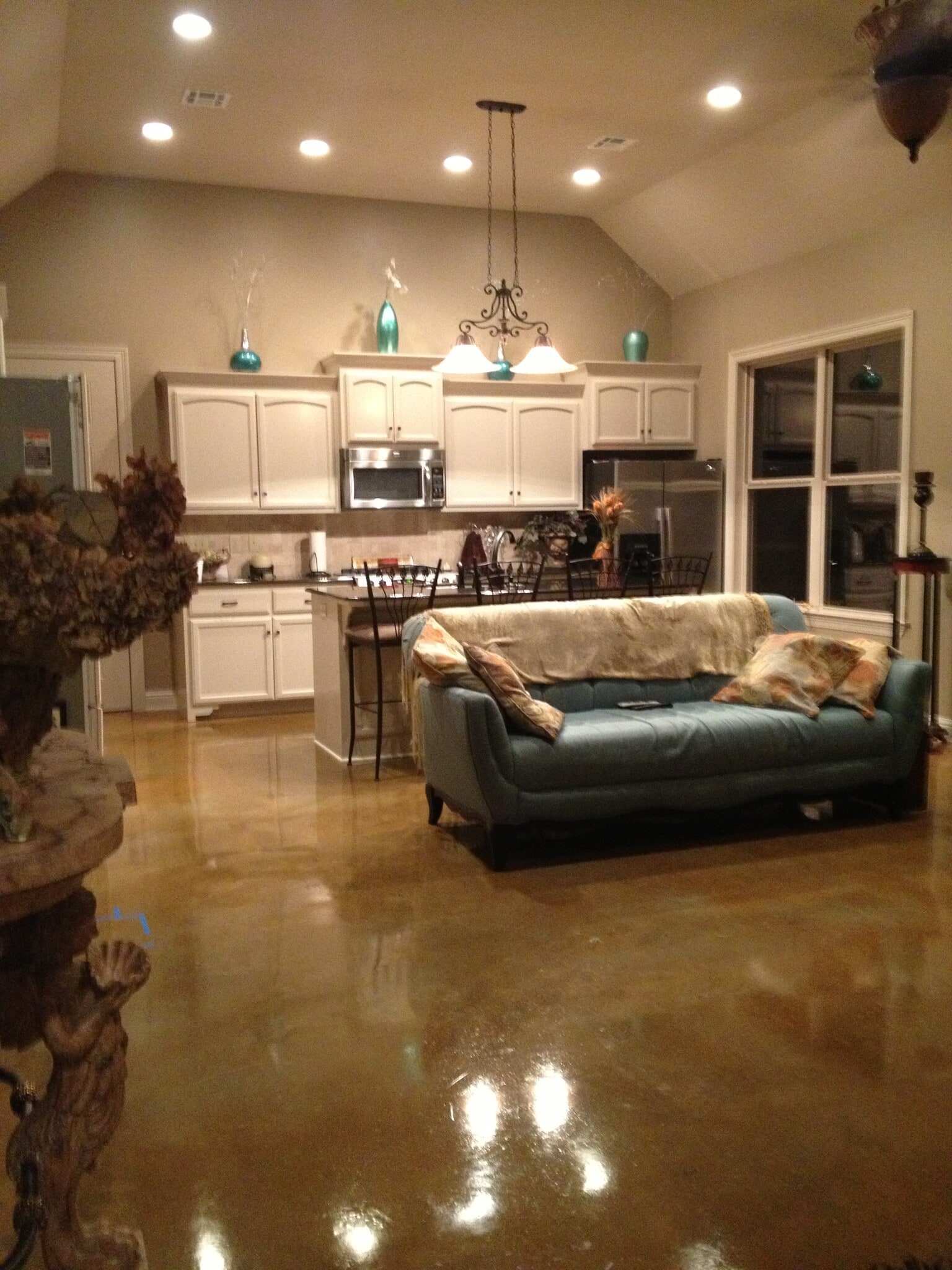 Building Photo - 141 Treasure Cv