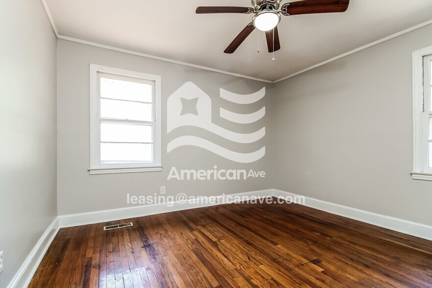 Building Photo - 2246 Garrison St