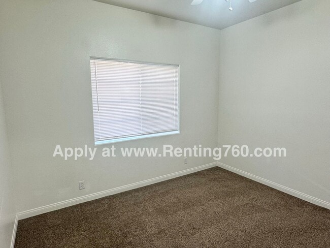 Building Photo - Spacious 3 Bed 2 Bath Home!