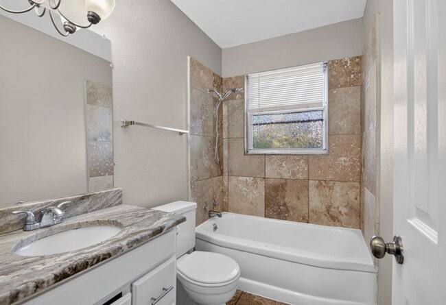 Building Photo - 37 Purdue Cir