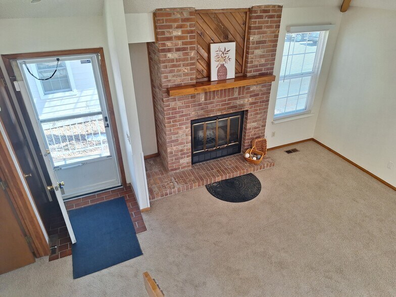 Building Photo - 8336 W 87th Dr