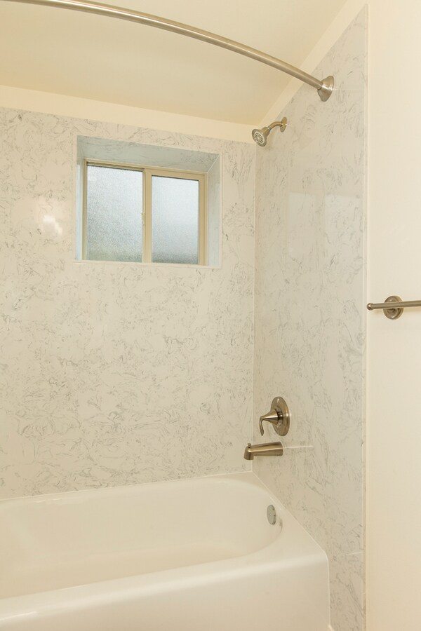 Building Photo - 2237 NW 59th-1