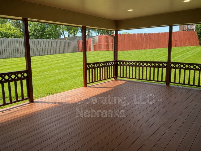 Building Photo - 15527 Mason Cir