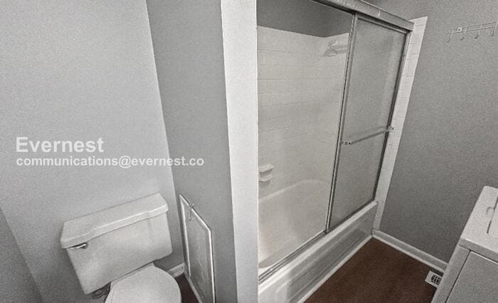 Building Photo - 2225 Golf Rd SW