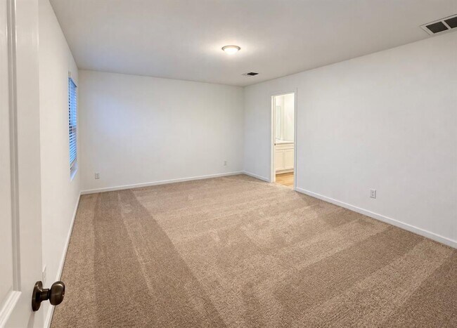 Building Photo - 12508 Spruce Knob Ln