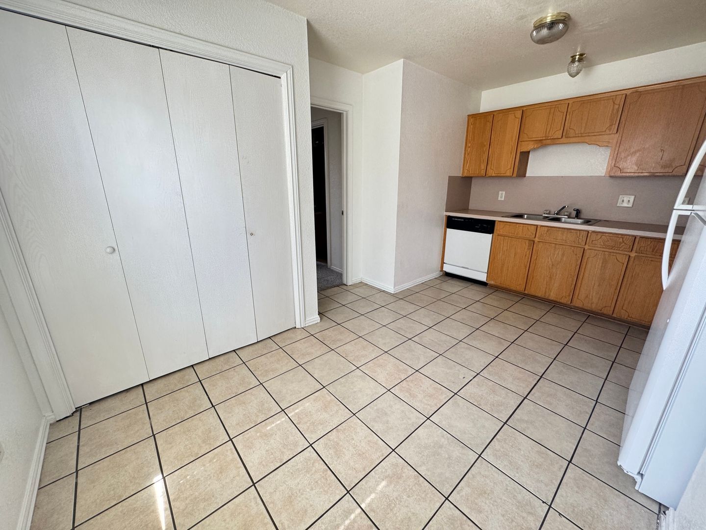 Building Photo - 4505 Deek Dr