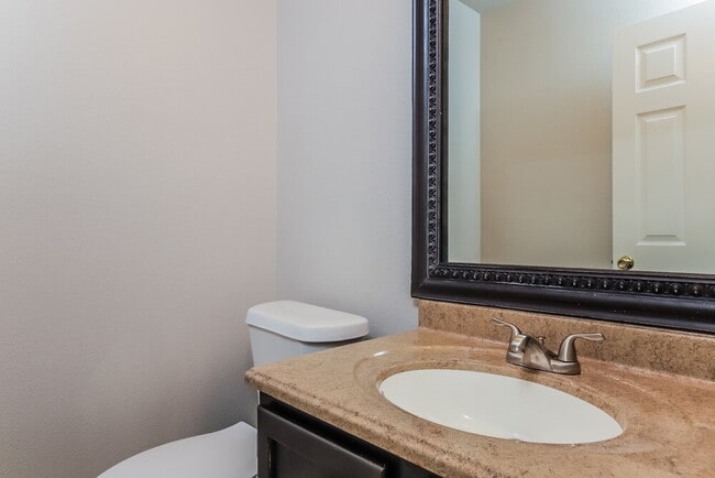 Building Photo - 326 Silver Bit