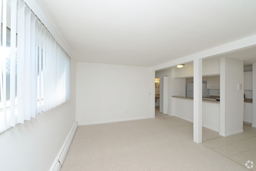 Pocasset Village 941945 Dyer Ave Cranston RI 02920 Apartment Finder