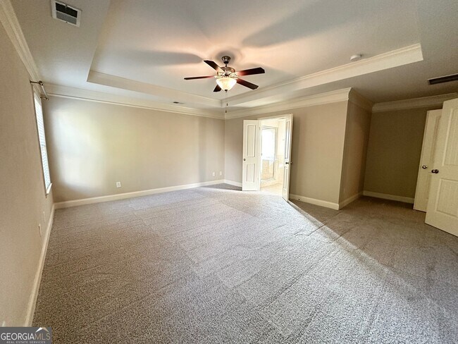Building Photo - 5605 Upper Creek Ct
