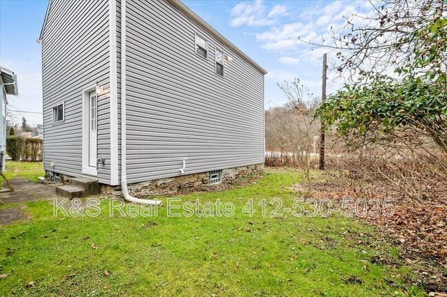 Building Photo - 3611 Baytree St