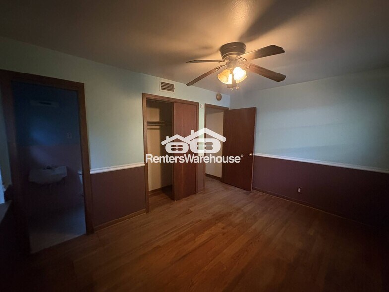 Building Photo - 1501 Briarwood Blvd