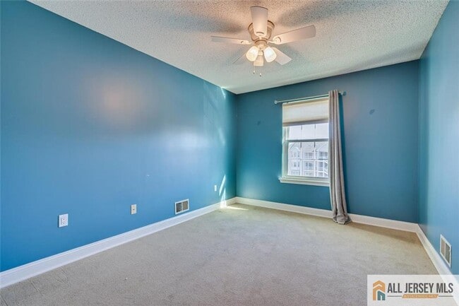 Building Photo - 268 Kempsey Dr