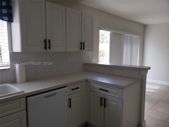 Building Photo - 2201 NW 170th Ave
