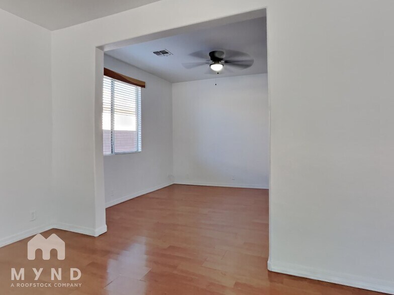 Building Photo - 22032 N 33rd Dr