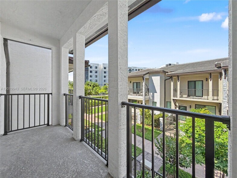 Building Photo - 4527 NW 83rd Path